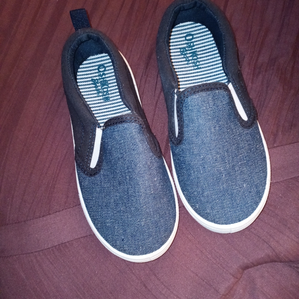 Blue slip-on sneakers